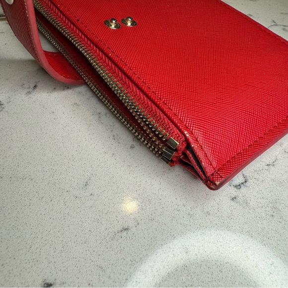 TRAVELAMBO Women’s  Wallet Bifold Slim Red Gold Hardware - Picture 6 of 6